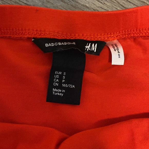 Red H&M skirt - Small - Picture 2 of 2